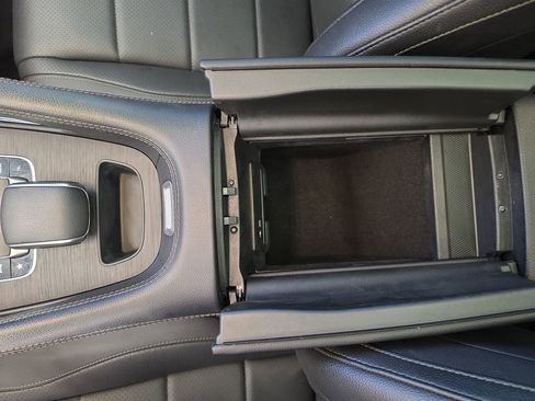 Used 2020 Mercedes-Benz GLE 350 4MATIC image 34