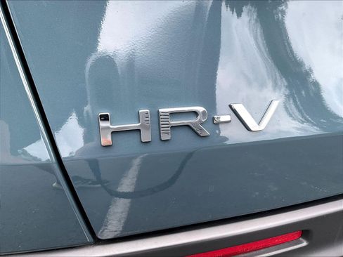 Used 2025 Honda HR-V LX image 24