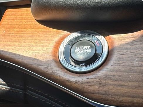 Used 2025 Jeep Grand Cherokee L Summit AWD/4WD image 37