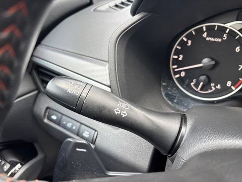 Used 2024 Nissan Altima 2.5 SR FWD image 37