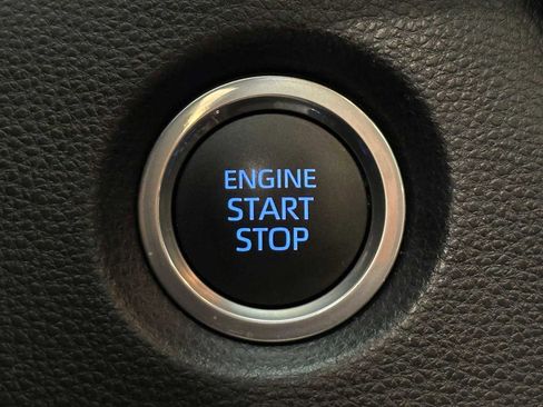 Certified 2021 Toyota Corolla SE w/ SE Premium Package FWD image 19