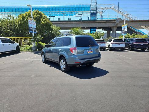 Used 2010 Subaru Forester 2.5X Premium image 5