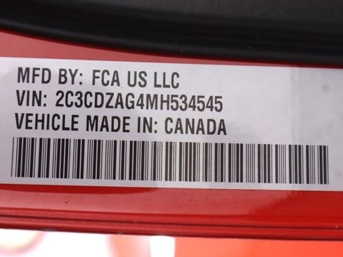 Used 2021 Dodge Challenger SXT RWD image 39