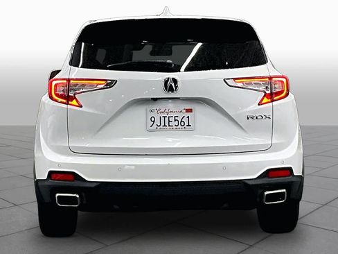 Used 2023 Acura RDX w/ Technology Package FWD image 4