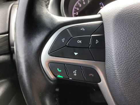 Used 2020 Jeep Grand Cherokee Altitude image 18