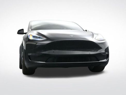 Used 2022 Tesla Model Y Performance image 35