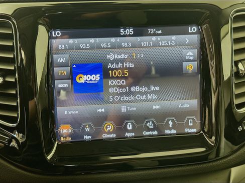 Used 2018 Jeep Compass Limited w/ Navigation Group image 21