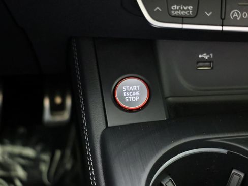 Used 2019 Audi S4 Premium Plus w/ Premium Plus Package image 19