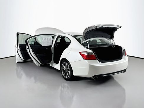 Used 2015 Honda Accord Sport image 22