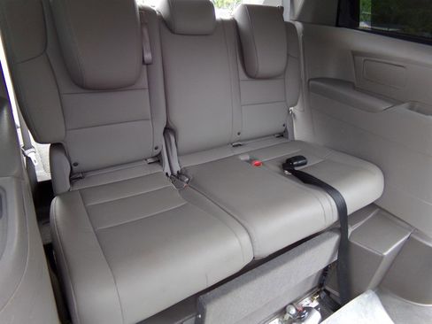 Used 2013 Honda Odyssey EX-L image 24