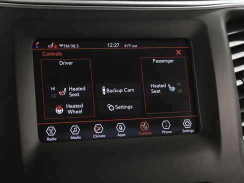 Used 2021 Jeep Cherokee Latitude Plus image 14