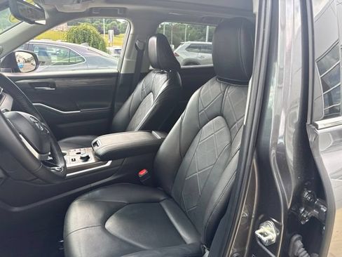 Used 2024 Toyota Highlander Platinum AWD/4WD image 15