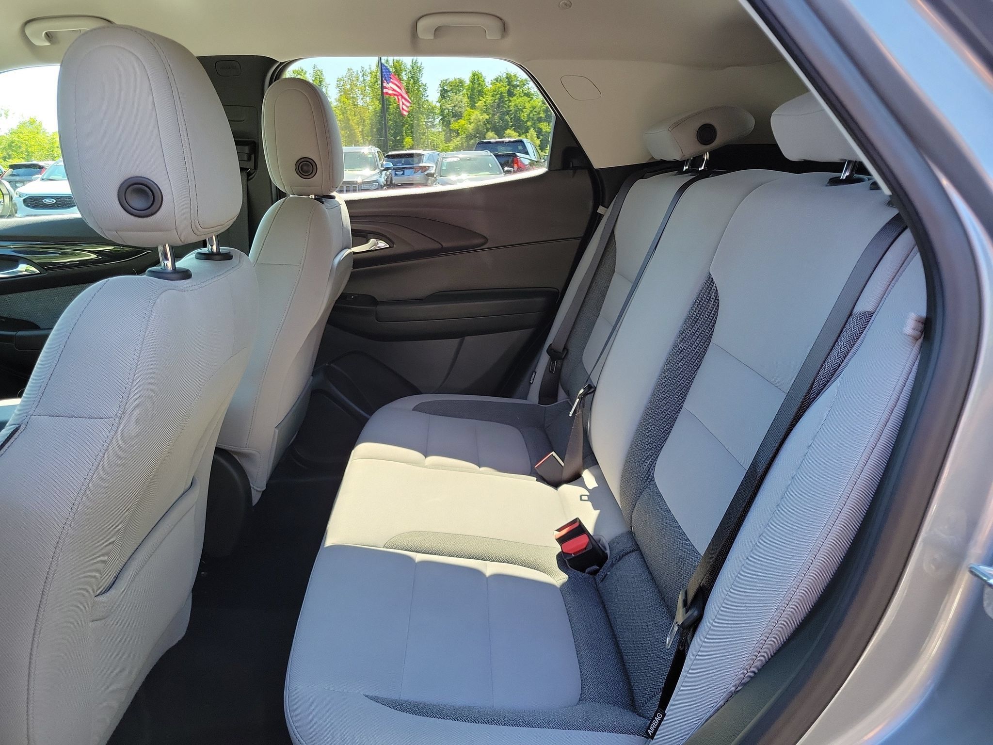 Used 2025 Chevrolet TrailBlazer LT AWD/4WD image 21