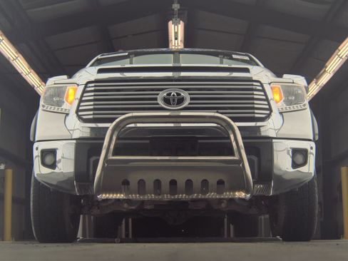 Used 2014 Toyota Tundra Limited image 3
