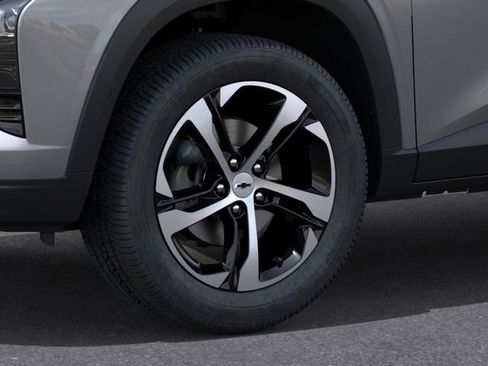 New 2026 Chevrolet Trax RS w/ Sunroof Package FWD image 9