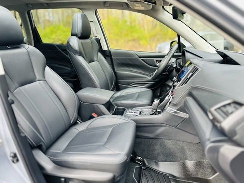 Used 2022 Subaru Forester Touring image 26