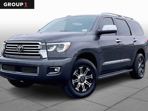 Used 2018 Toyota Sequoia Platinum w/ Preferred Accessory Package image 1