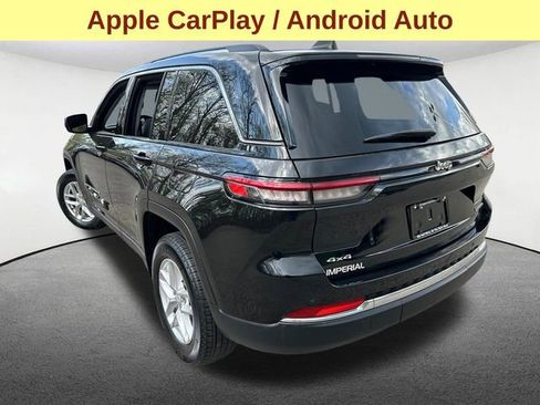 Used 2023 Jeep Grand Cherokee Laredo w/ Trailer Tow Prep Group (B) AWD/4WD image 7