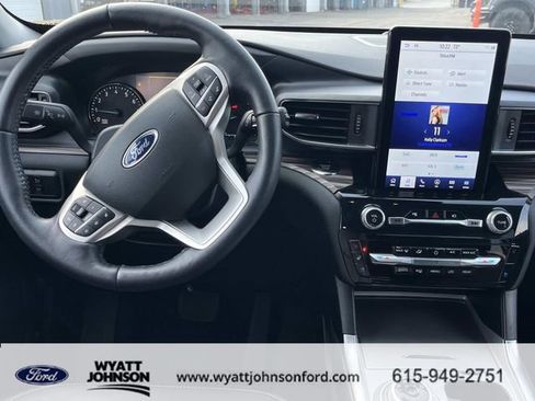 Certified 2023 Ford Explorer Limited w/ Limited Technology Package AWD/4WD image 15