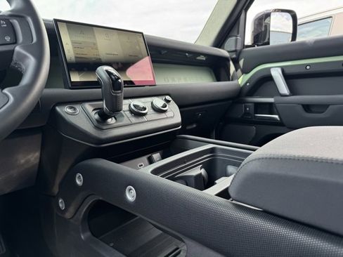 Used 2023 Land Rover Defender 110 75th Limited Edition image 8