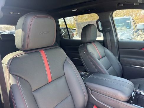 Used 2024 Chevrolet Traverse RS w/ LPO, Floor Liner Package image 17