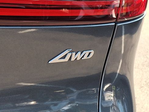 Certified 2022 Genesis GV70 2.5T w/ Advanced Package image 30