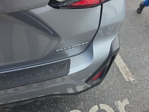 Used 2024 Subaru Crosstrek 2.0i Premium AWD/4WD image 9