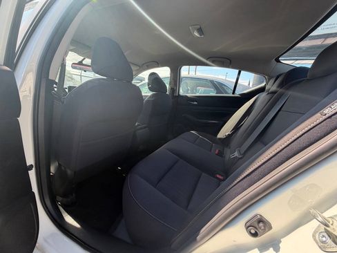 Used 2020 Nissan Altima 2.5 S FWD image 15