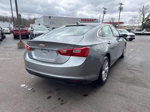 Used 2023 Chevrolet Malibu LT FWD image 2