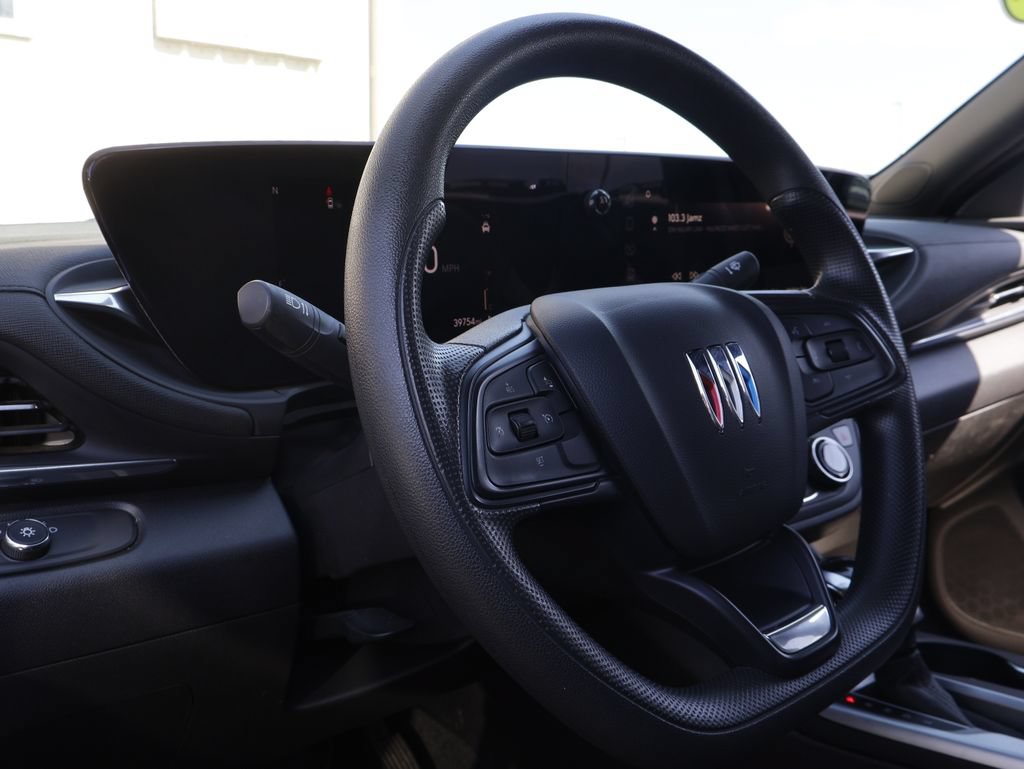 Used 2024 Buick Envista Preferred w/ Convenience II Package FWD image 41