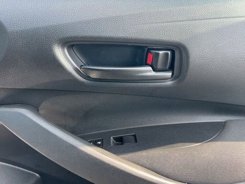 Used 2022 Toyota Corolla LE image 28