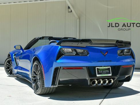 Used 2015 Chevrolet Corvette Z06 w/ 3LZ Preferred Equipment Group RWD image 7