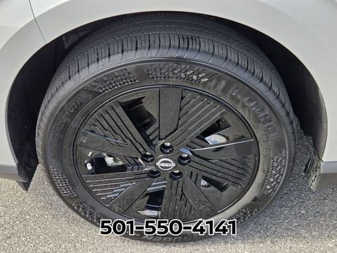 Used 2025 Nissan Murano SV FWD image 19