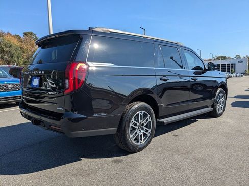 New 2025 Ford Expedition Max Active image 4