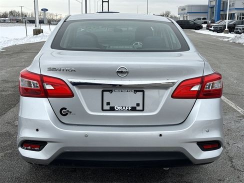 Used 2016 Nissan Sentra S image 7