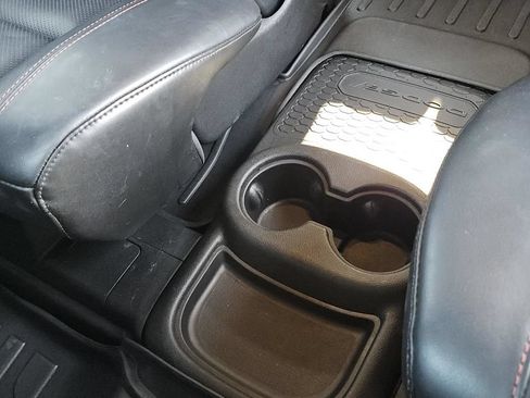 Used 2022 Dodge Durango R/T w/ Blacktop Package RWD image 40