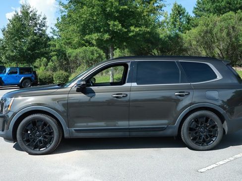 Used 2021 Kia Telluride SX w/ Nightfall Edition Package AWD/4WD image 5