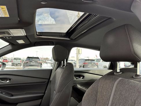 Used 2023 Honda Accord Sport image 17