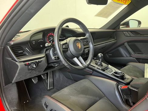 Certified 2022 Porsche 911 Carrera GTS RWD image 4