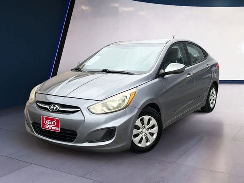 Used 2016 Hyundai Accent SE image 1