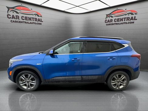 Used 2021 Kia Seltos S AWD/4WD image 2