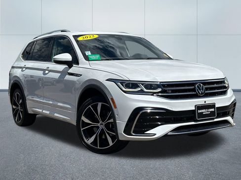 Used 2022 Volkswagen Tiguan SEL R-Line AWD/4WD image 35