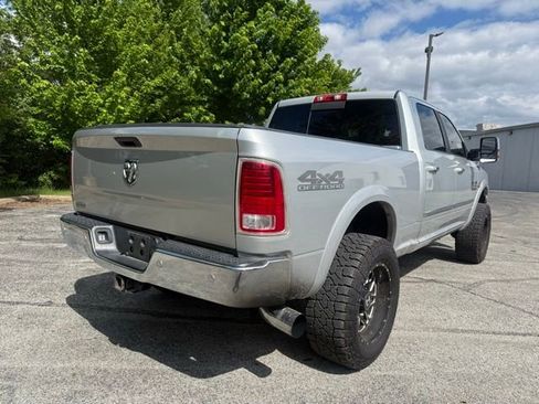 Used 2017 RAM 2500 Laramie w/ Convenience Group AWD/4WD image 4