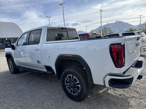 Used 2022 GMC Sierra 2500 AT4 w/ AT4 Preferred Package image 5