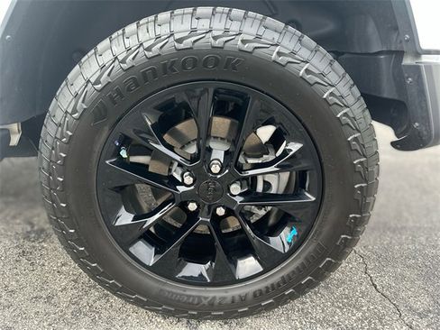 Used 2022 Jeep Wrangler Unlimited Sahara w/ Cold Weather Group image 10