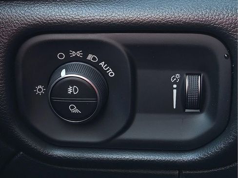 New 2026 RAM 2500 Warlock AWD/4WD image 17