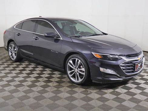 Used 2023 Chevrolet Malibu LT FWD image 2