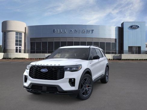 New 2026 Ford Explorer ST-Line w/ ST-Line Street Pack image 3