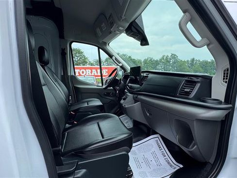 Used 2023 Ford E-Transit Medium Roof RWD image 36