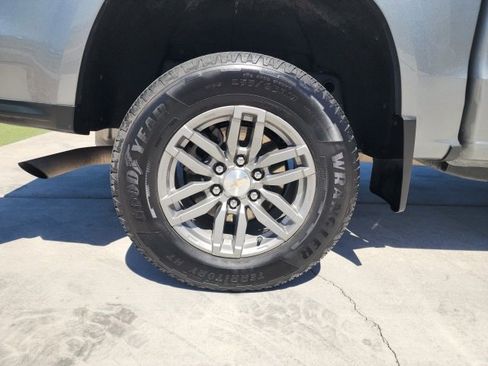 Used 2023 Chevrolet Colorado LT w/ LT Convenience Package image 14